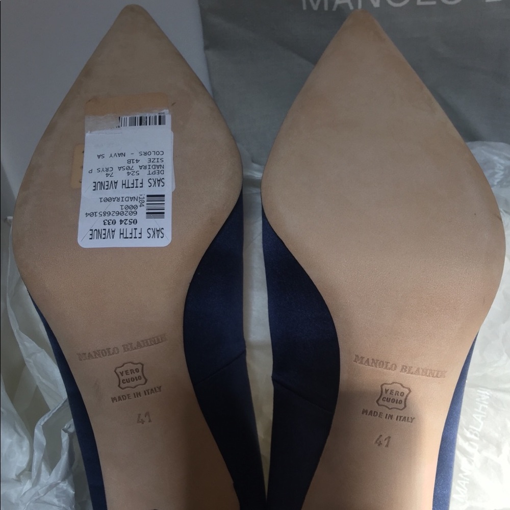 NIB Manolo Blahnik Nadira Pump, 41 - Picture 6 of 11